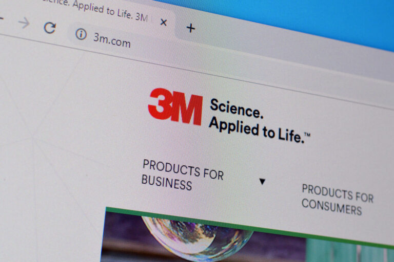 3M logo and company name on a smart phone.