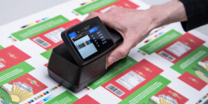 Xrite eXact 2 spectrophotometer in use