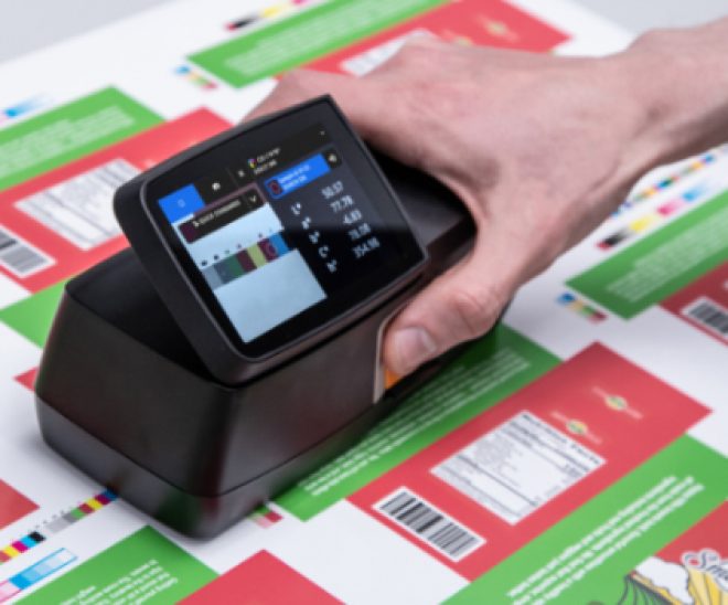 Xrite eXact 2 spectrophotometer in use